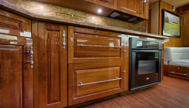 noname yacht for sale 35