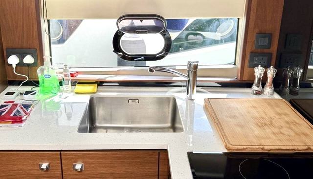 noname yacht for sale 25