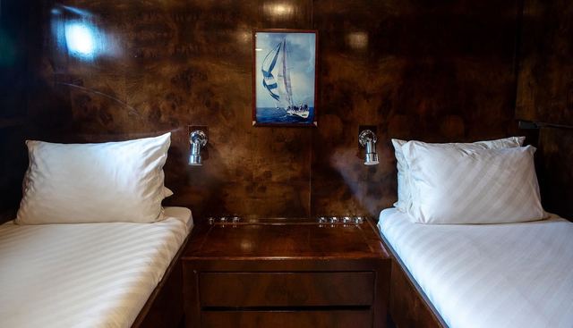 SISISI yacht for sale 23