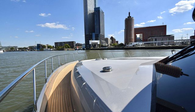 PHANTOM yacht for sale 5