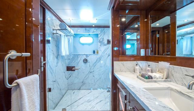 DE-DE yacht for sale 29