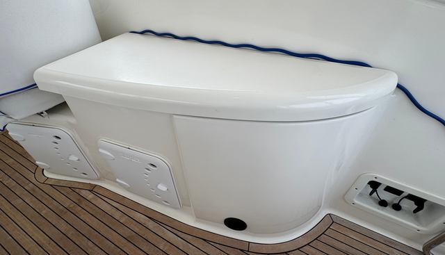 Mojo II yacht for sale 23