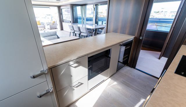 9362590 yacht for sale 34