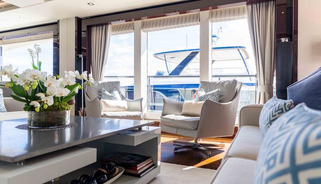 KING POWER yacht for sale 25