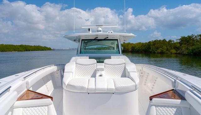 65 Estrella yacht for sale 32