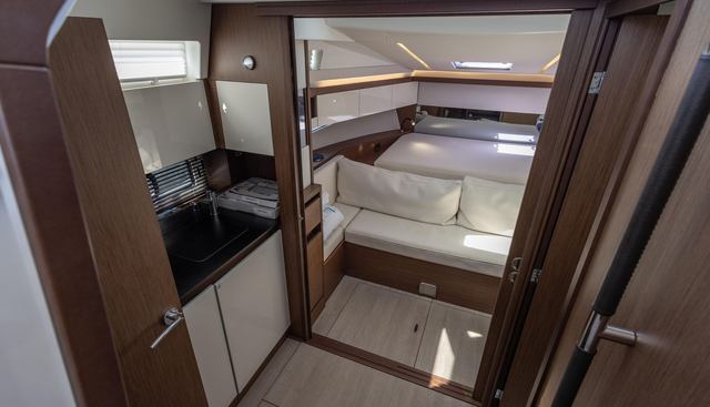 noname yacht for sale 28