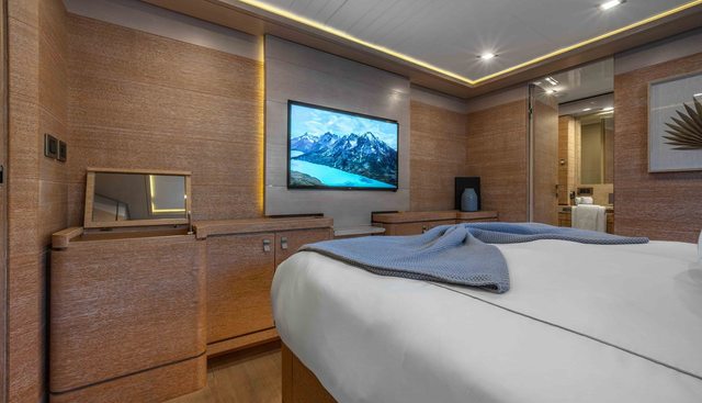 CENTURION yacht for sale 22