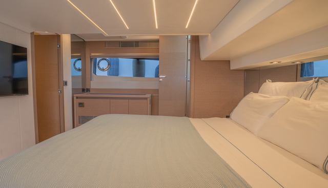 noname yacht for sale 13