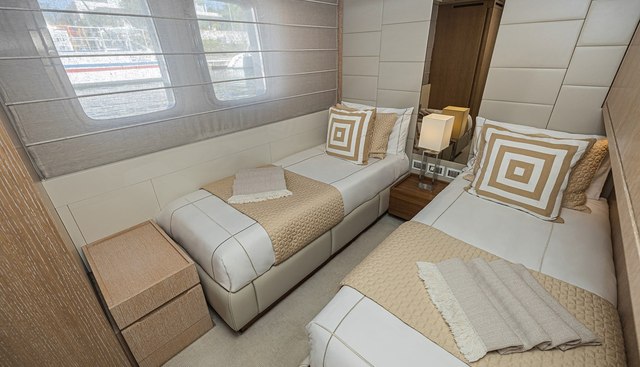 PERCAL yacht for sale 23