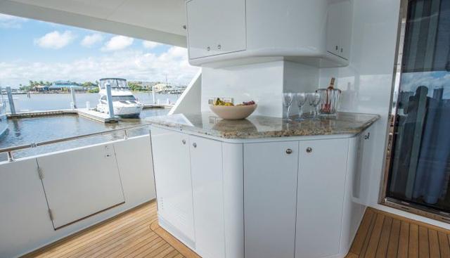 FOOTLOOSE yacht for sale 9