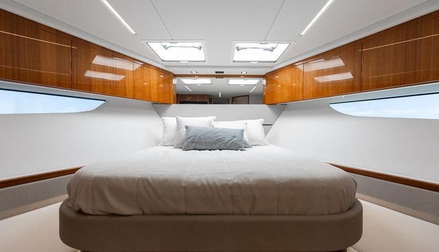 HERMOSA yacht for sale 23