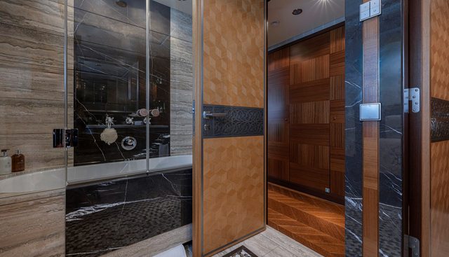 KAISER yacht for sale 25