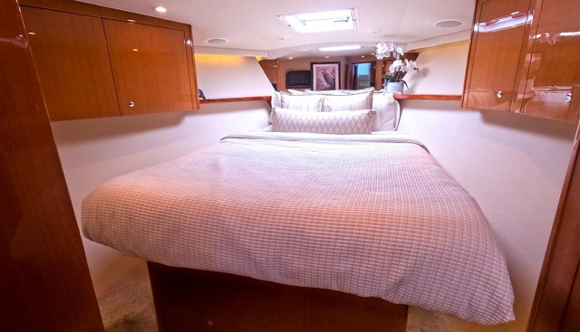 FARMERS DAUGHTER yacht for sale 17