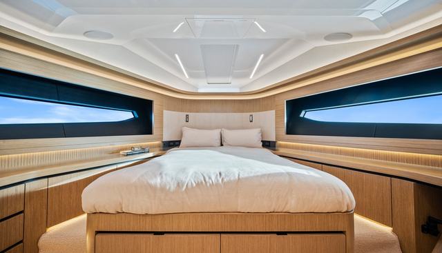 IMAGINE yacht for sale 18