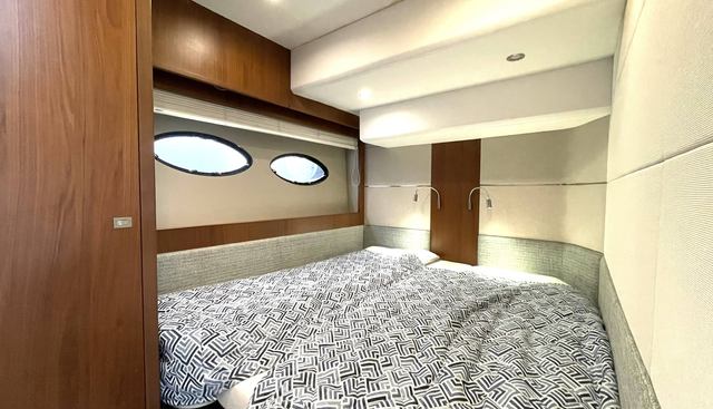 noname yacht for sale 34