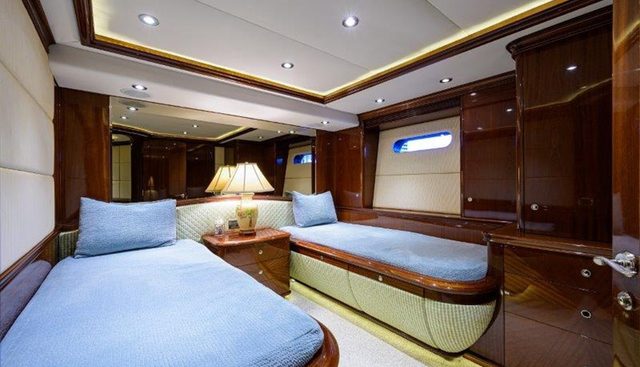 VIRGINIA SEA yacht for sale 14