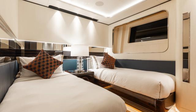 Daybreak yacht for sale 23