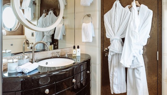 Samira yacht for sale 22