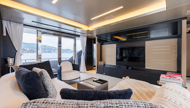 STILE DI VITA yacht for sale 10