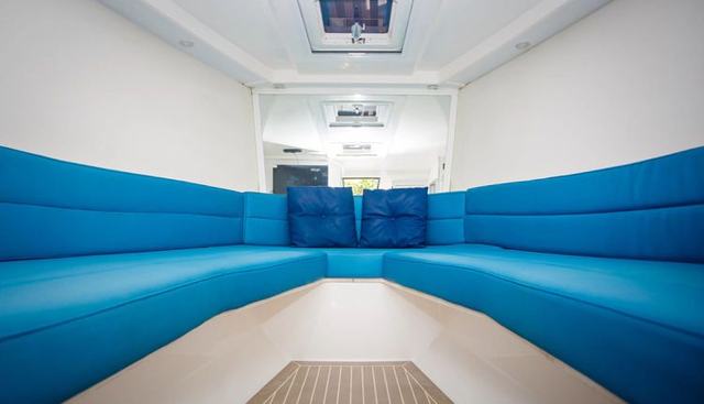 VANDUTCH 40 yacht for sale 5