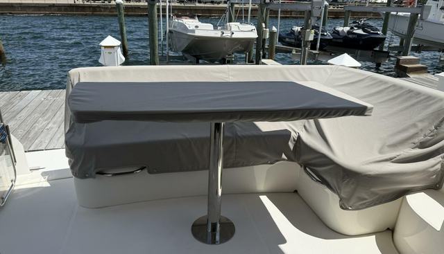 MJM Grand yacht for sale 28