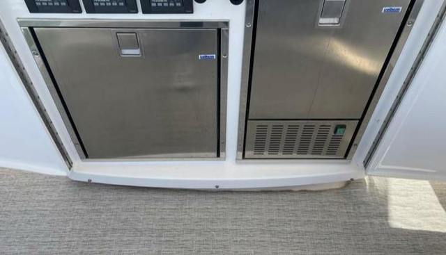 MI DIA yacht for sale 15