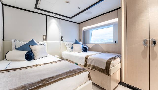 Optimism yacht for sale 25