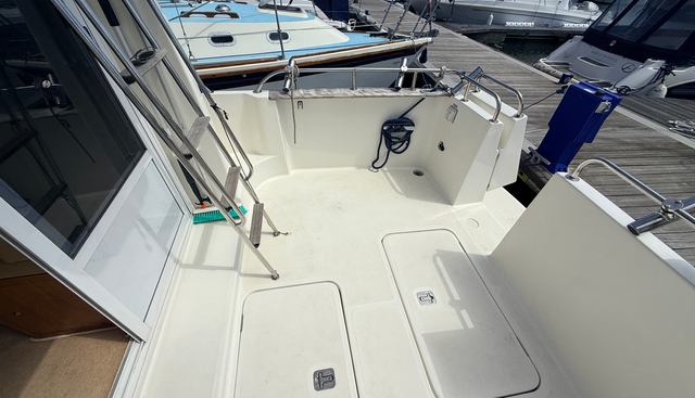 Madness yacht for sale 15