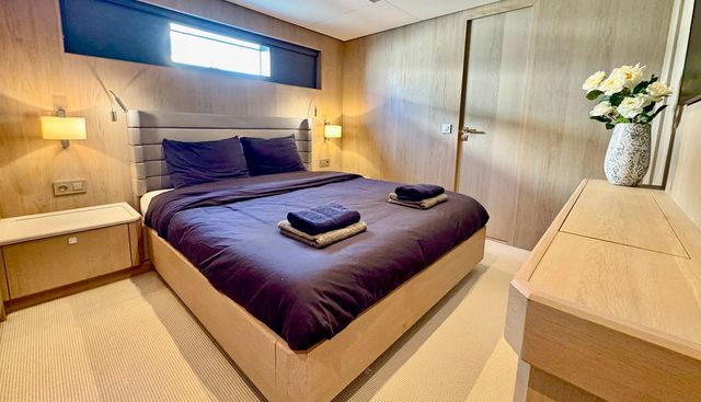 Adventure 780/ 01 yacht for sale 20