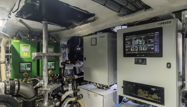 VANGUARD yacht for sale 37