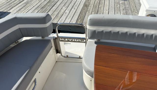 MJM Grand yacht for sale 25