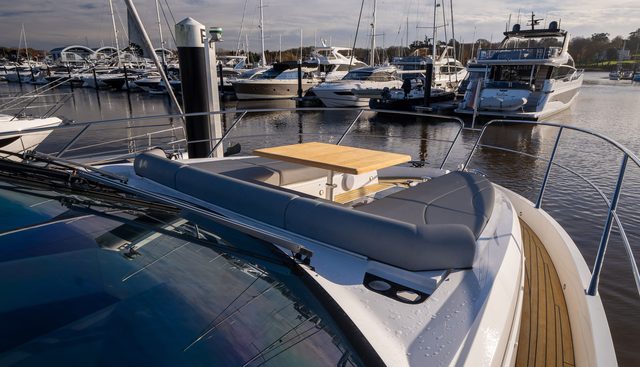 CAMELIA yacht for sale 18