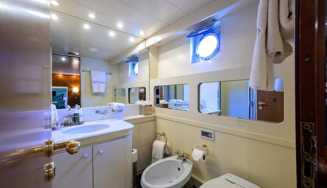 Cipango yacht for sale 19
