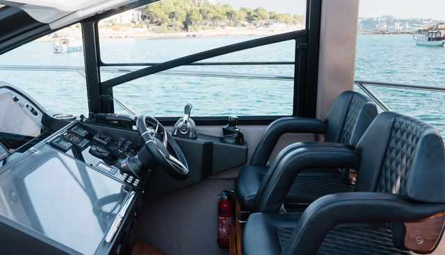 COCOA yacht for sale 15
