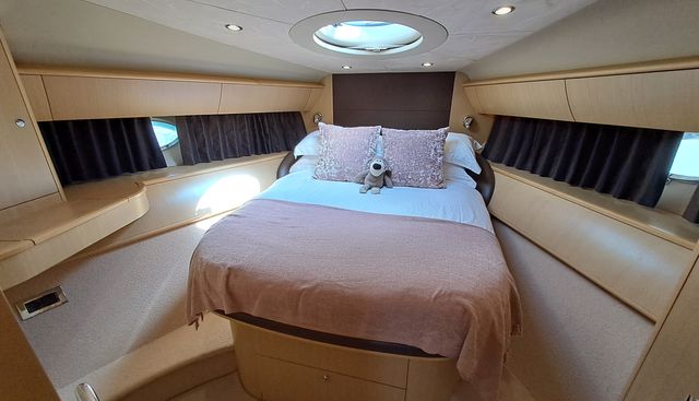 noname yacht for sale 4