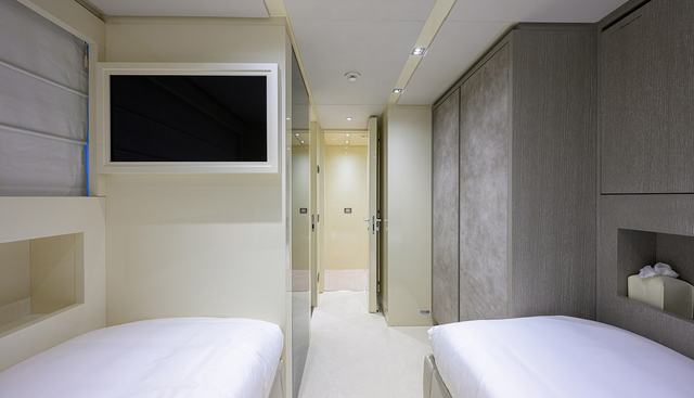 PHOENIX yacht for sale 62