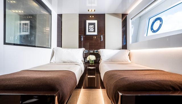 OMNIA yacht for sale 13