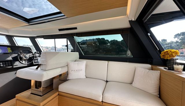 Kayenne yacht for sale 19