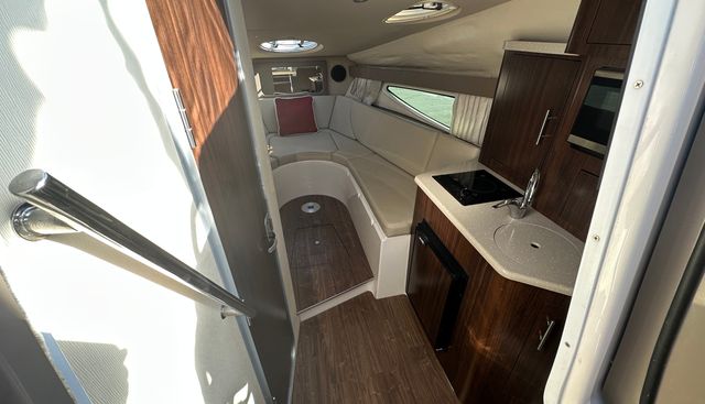 Sandman yacht for sale 14