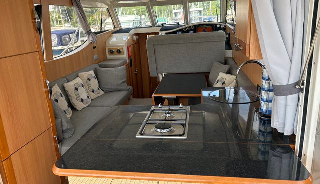 noname yacht for sale 12