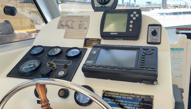 Maid of Erin yacht for sale 27