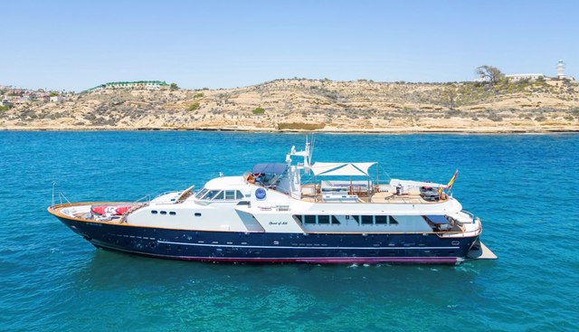 SPIRIT OF MK yacht for sale 33