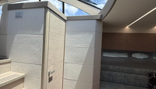 noname yacht for sale 33