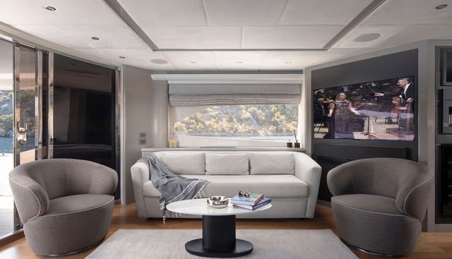 SPACE ODDITY yacht for sale 22