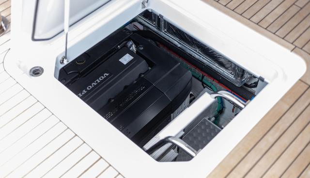 noname yacht for sale 85