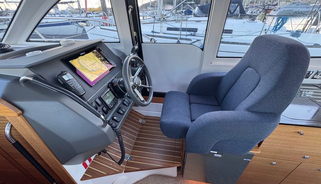 Oceanmann yacht for sale 4