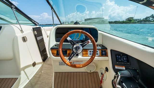 noname yacht for sale 30