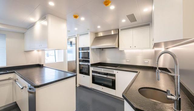 SEVEN SEAS yacht for sale 35