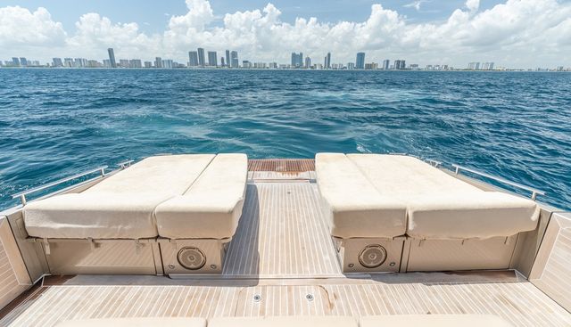 SPIN yacht for sale 14