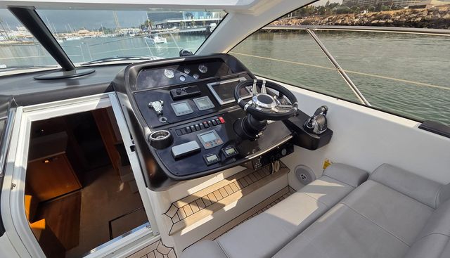 Leny Belle yacht for sale 17